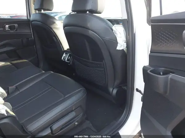 5XYRL4JC5RG277104 2024 KIA SORENTO - Image 8