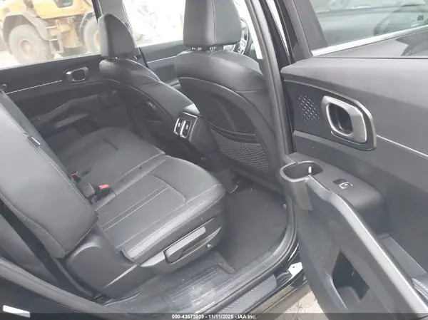5XYRL4JC5SG366841 2025 KIA SORENTO - Image 8
