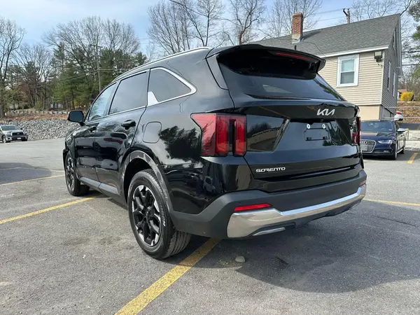 5XYRL4JC6RG267486 2024 KIA SORENTO - Image 2