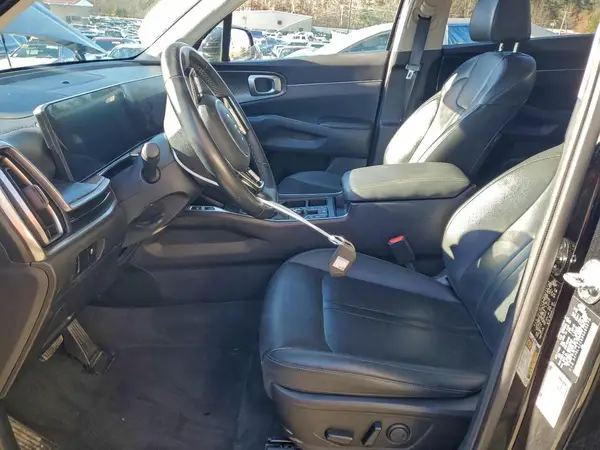 2024 KIA SORENTO auction photo 7