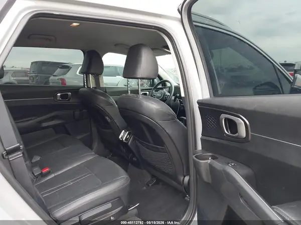 5XYRL4JC6RG296857 2024 KIA SORENTO - Image 8