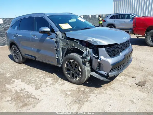 5XYRL4JC6SG325005 2025 KIA SORENTO - Image 1