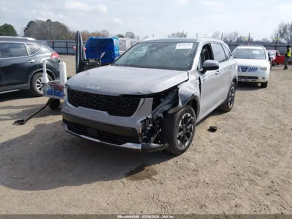 5XYRL4JC6SG329717 2025 KIA SORENTO - Image 2