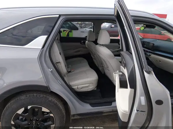 5XYRL4JC6SG329717 2025 KIA SORENTO - Image 8