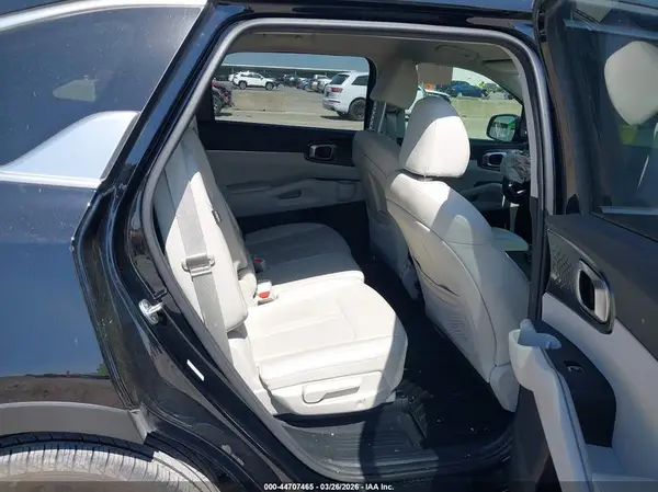 5XYRL4JC7RG256061 2024 KIA SORENTO - Image 8