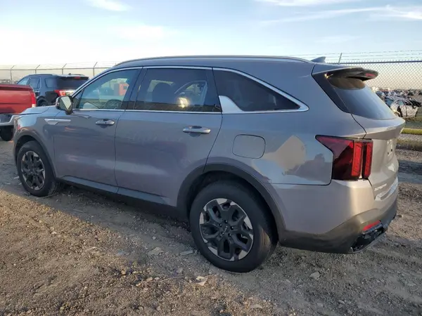 5XYRL4JC7RG269568 2024 KIA SORENTO - Image 2