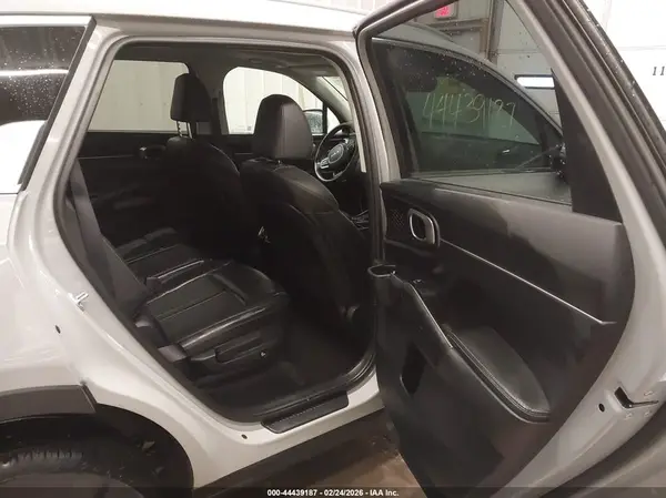 5XYRL4JC7SG381745 2025 KIA SORENTO - Image 8