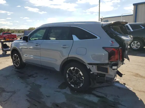 5XYRL4JC8SG353632 2025 KIA SORENTO - Image 2