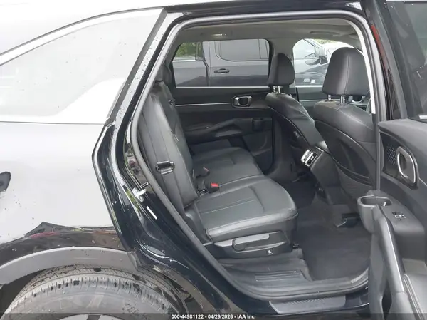 5XYRL4JC9RG282869 2024 KIA SORENTO - Image 8
