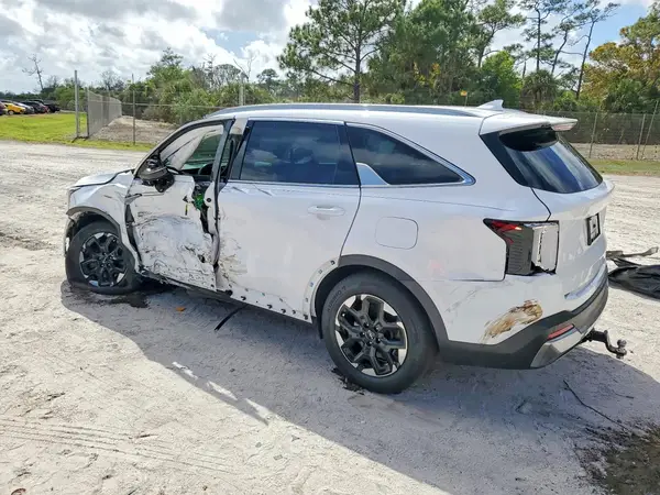 5XYRL4JCXRG277633 2024 KIA SORENTO - Image 2