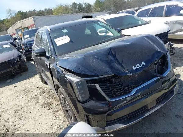 5XYRL4JCXRG285618 2024 KIA SORENTO - Image 1