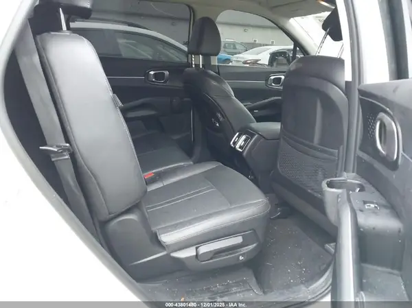 5XYRL4JCXRG296697 2024 KIA SORENTO - Image 8
