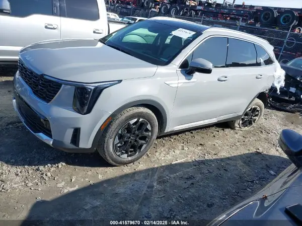 5XYRL4JCXSG333611 2025 KIA SORENTO - Image 2