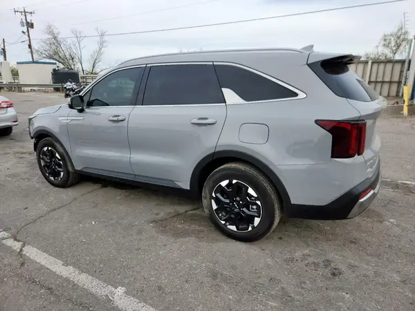 5XYRL4JCXSG352868 2025 KIA SORENTO - Image 2