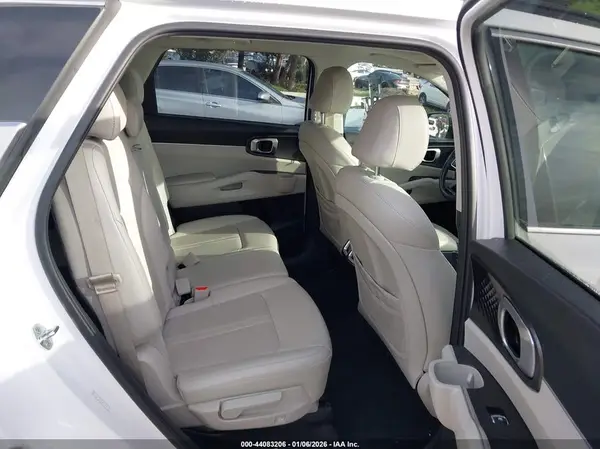 5XYRL4LC0NG134777 2022 KIA SORENTO - Image 8