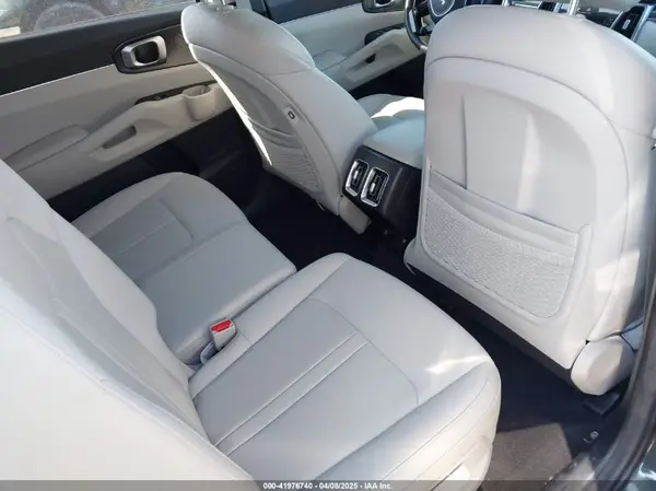5XYRL4LC0PG187045 2023 KIA SORENTO - Image 8