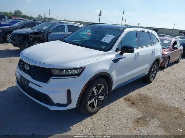 5XYRL4LC1MG002786 2021 KIA SORENTO - Image 2