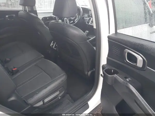 5XYRL4LC1NG127157 2022 KIA SORENTO - Image 8