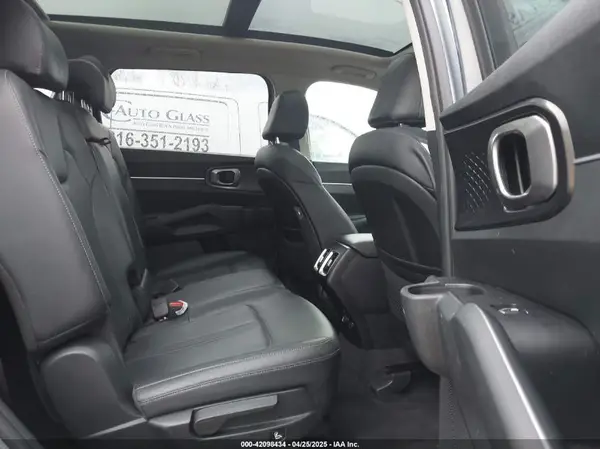5XYRL4LC1PG169704 2023 KIA SORENTO - Image 8