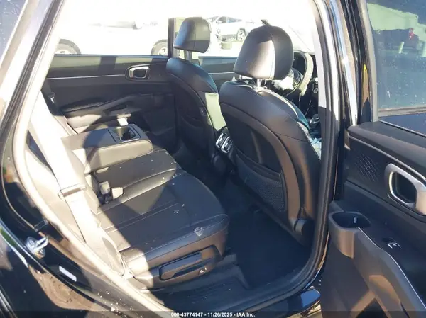 5XYRL4LC1PG230694 2023 KIA SORENTO - Image 8