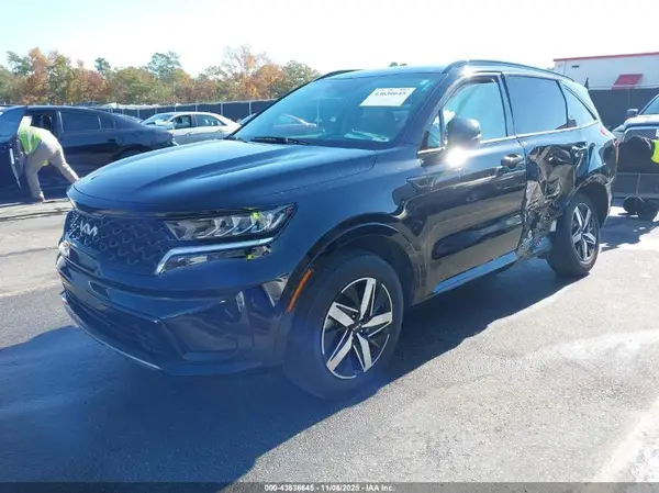 5XYRL4LC2PG250467 2023 KIA SORENTO - Image 2