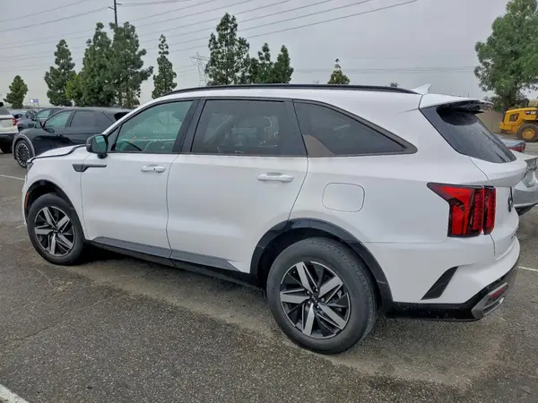 5XYRL4LC3MG073035 2021 KIA SORENTO - Image 2