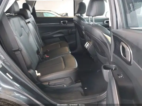5XYRL4LC3NG079340 2022 KIA SORENTO - Image 8