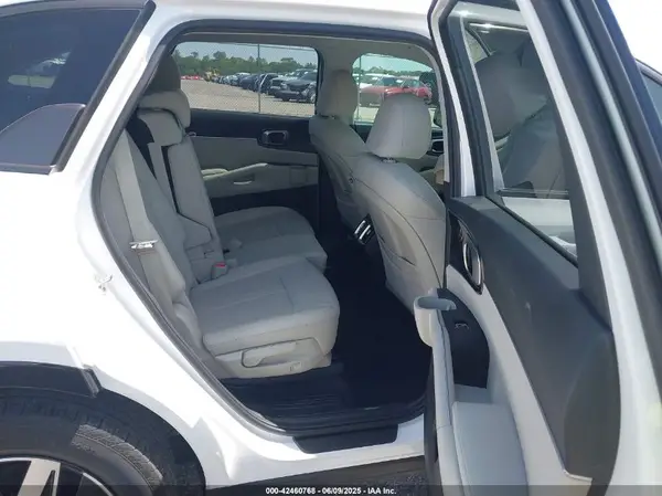 5XYRL4LC3PG167842 2023 KIA SORENTO - Image 8