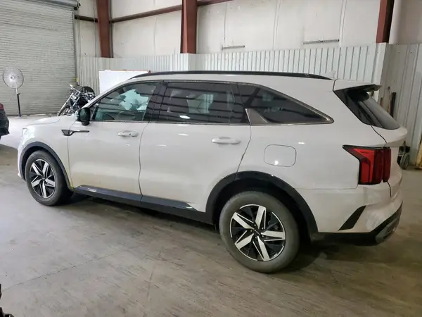 5XYRL4LC4NG147581 2022 KIA SORENTO - Image 2