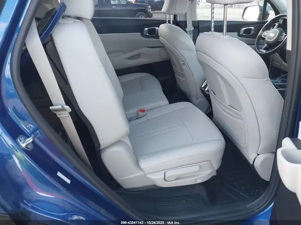 5XYRL4LC5MG030056 2021 KIA SORENTO - Image 8