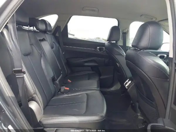 5XYRL4LC5NG095250 2022 KIA SORENTO - Image 8