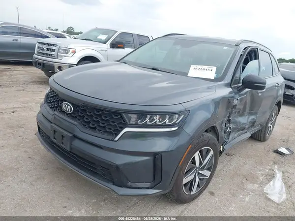 5XYRL4LC6MG020328 2021 KIA SORENTO - Image 2