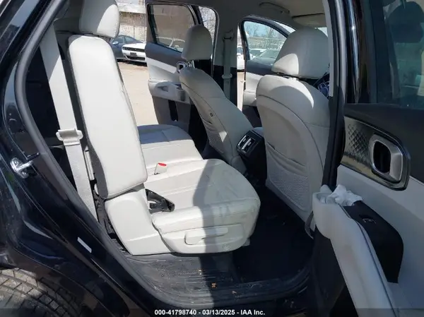 5XYRL4LC6NG084726 2022 KIA SORENTO - Image 8