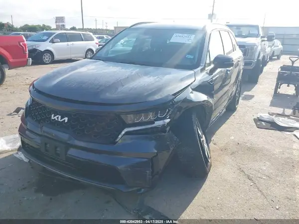 5XYRL4LC6NG118017 2022 KIA SORENTO - Image 2