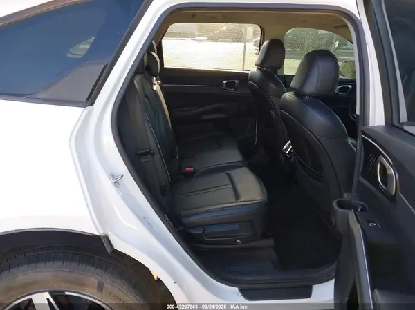 5XYRL4LC7MG053791 2021 KIA SORENTO - Image 8