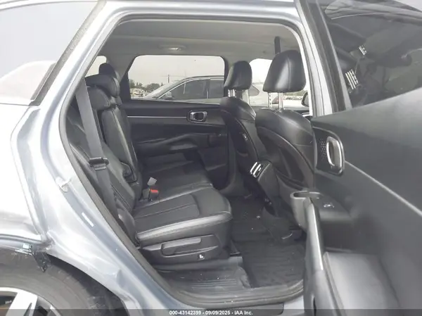 5XYRL4LC7MG069537 2021 KIA SORENTO - Image 8