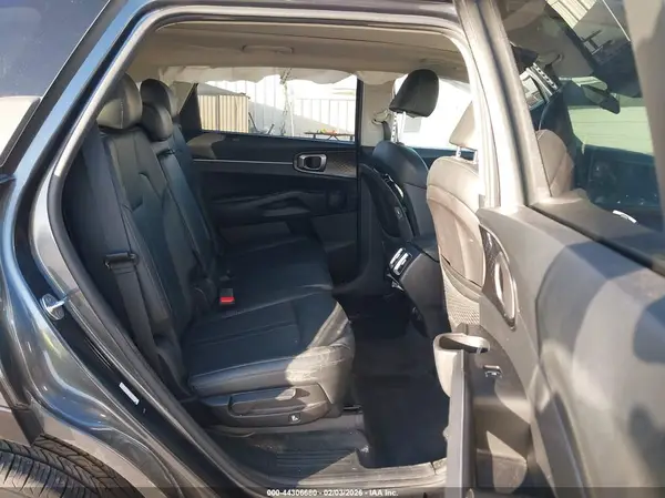 5XYRL4LC7NG087358 2022 KIA SORENTO - Image 8