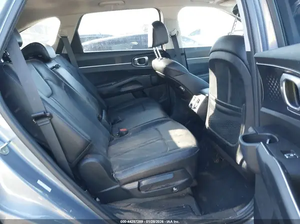 5XYRL4LC7NG123386 2022 KIA SORENTO - Image 8