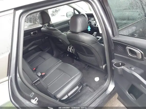 5XYRL4LC7NG143766 2022 KIA SORENTO - Image 8