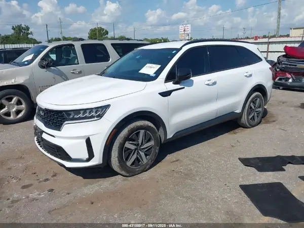 5XYRL4LC8PG177010 2023 KIA SORENTO - Image 2