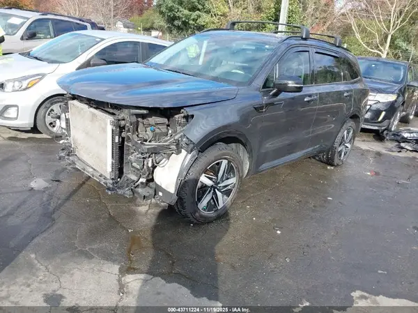 5XYRL4LC8PG235794 2023 KIA SORENTO - Image 2