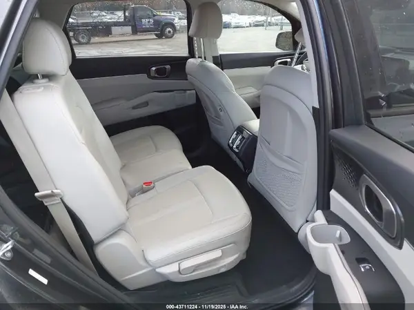 5XYRL4LC8PG235794 2023 KIA SORENTO - Image 8