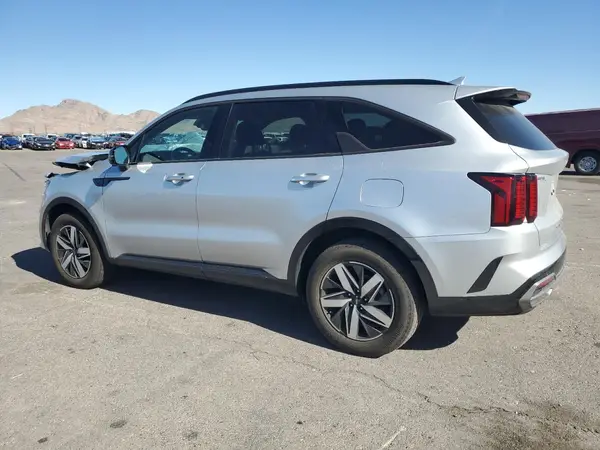 5XYRL4LC9NG084087 2022 KIA SORENTO - Image 2