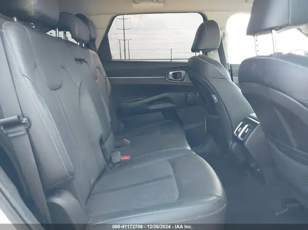 5XYRL4LC9NG124183 2022 KIA SORENTO - Image 8