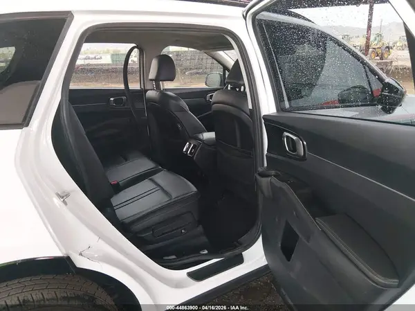 5XYRL4LC9NG162741 2022 KIA SORENTO - Image 8