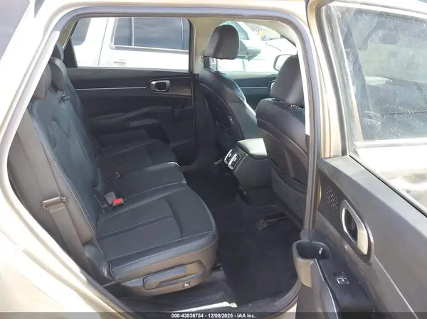 5XYRL4LCXMG066227 2021 KIA SORENTO - Image 8