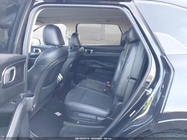 5XYRL4LCXNG097494 2022 KIA SORENTO - Image 8