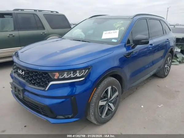 5XYRL4LCXNG159816 2022 KIA SORENTO - Image 2