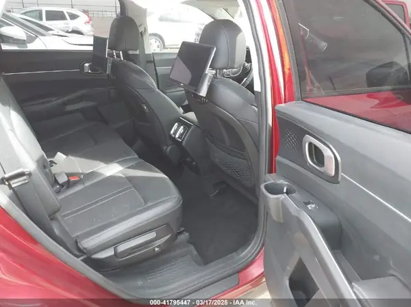 5XYRL4LCXPG188008 2023 KIA SORENTO - Image 8