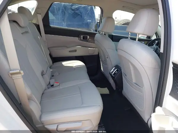 5XYRL4LCXPG229608 2023 KIA SORENTO - Image 8